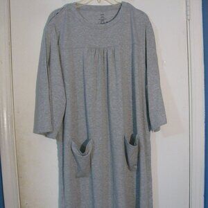 AprBark Soft Gray Dress 2XL Plus New NWOT Snaps Up on Side Shoulders